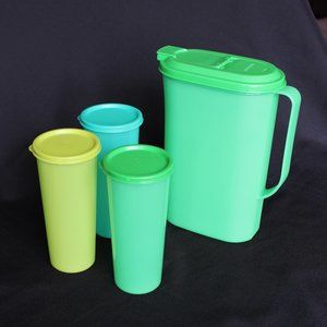 NEW - TUPPERWARE Beverage Set